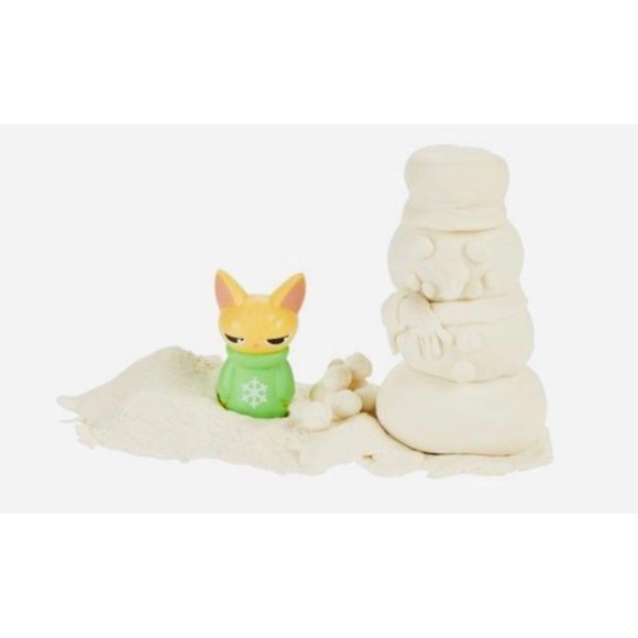 LOST KITTIES–WHO’Z HIDING INSIDE. 2O SURPRISES - Picture 6 of 11